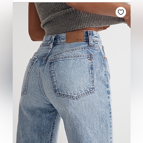 Madewell 90s Straight Jeans in Mercer Wash - Picture 6 of 11